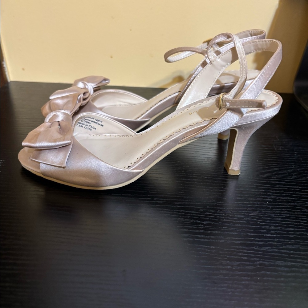 Charter Club Satin Kitty Heel Bow Sandal Size 7.5 - Picture 4 of 13
